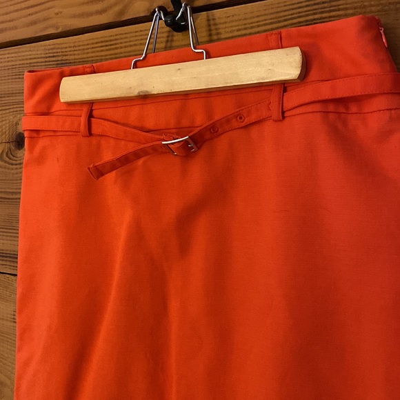 Skirt - Picture 2 of 3